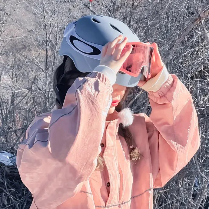 召唤摩登石头人 高清在线观看